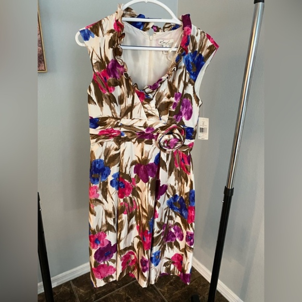 NWT Kim Rogers Career Floral Ruch Dress Size 6